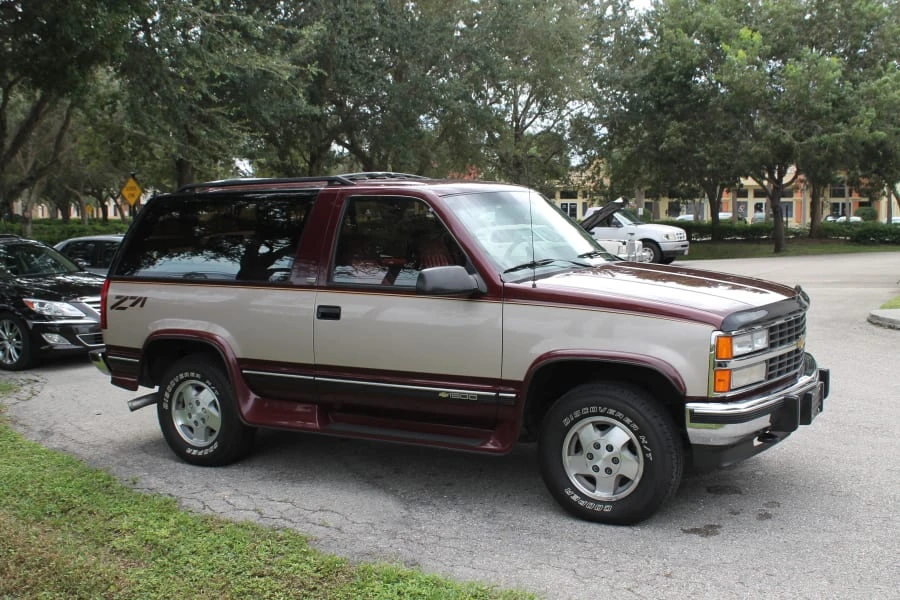 1992 Chevrolet Blazer - Image 2 of 11