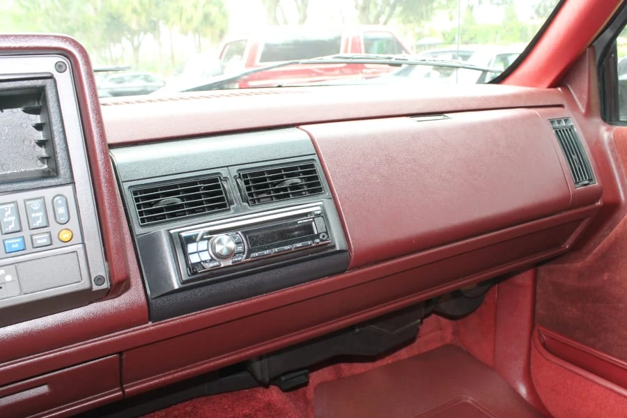 1992 Chevrolet Blazer - Image 6 of 11