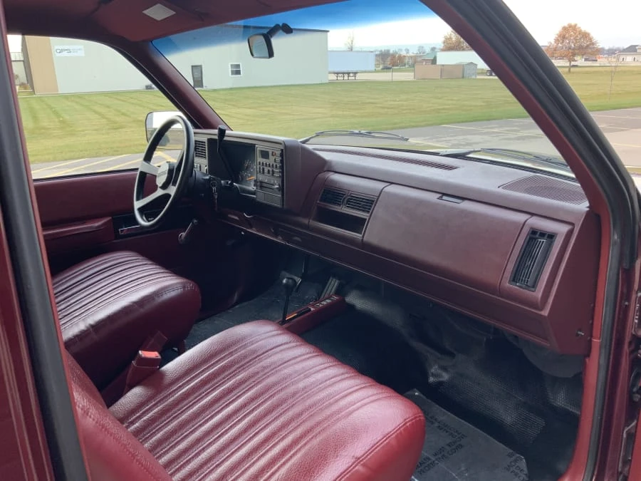 1992 Chevrolet Blazer - Image 8 of 13