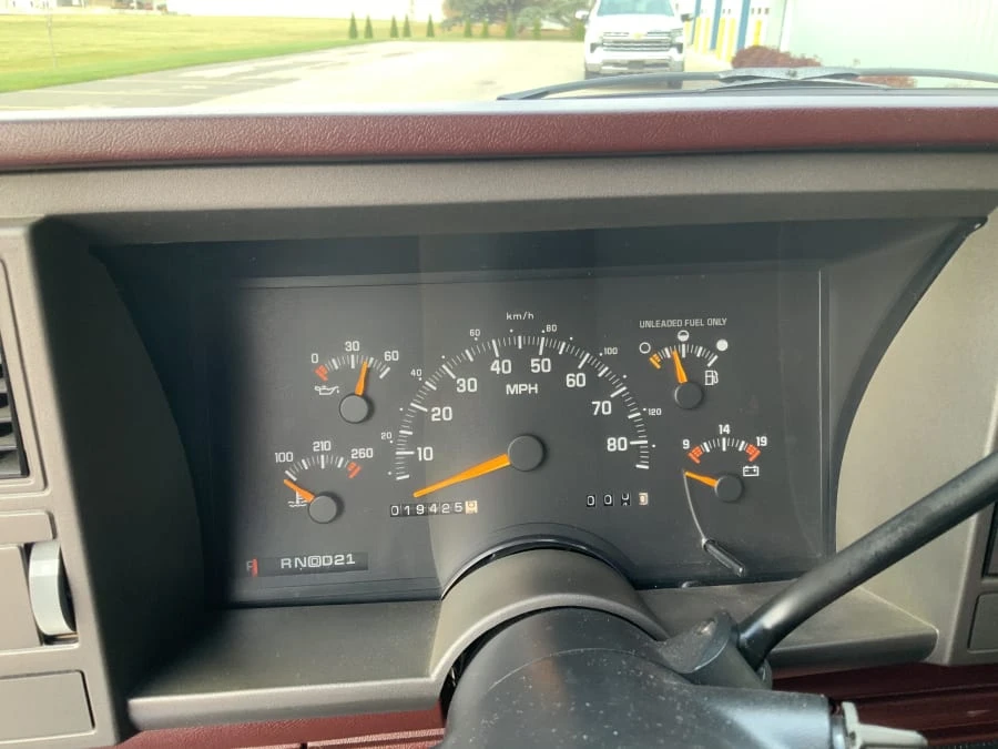 1992 Chevrolet Blazer - Image 9 of 13