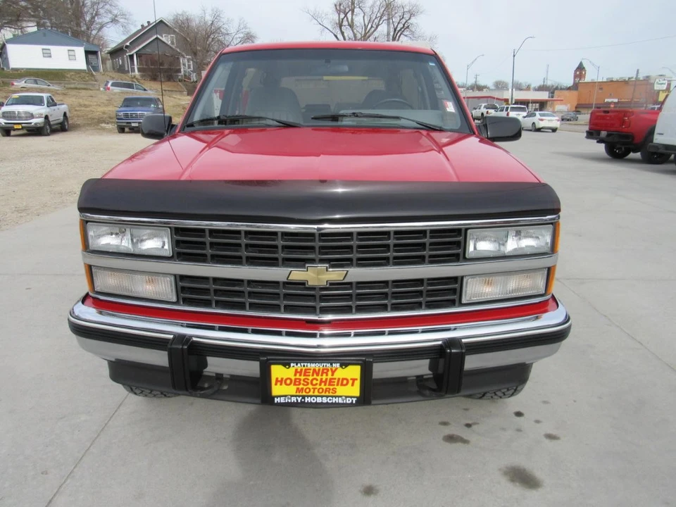 1992 Chevrolet K5 Blazer 3rd Gen - Image 2 of 31