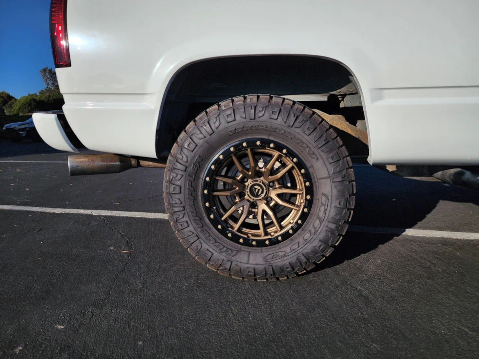1992 Chevrolet K5 Blazer 3rd Gen - Image 30 of 31