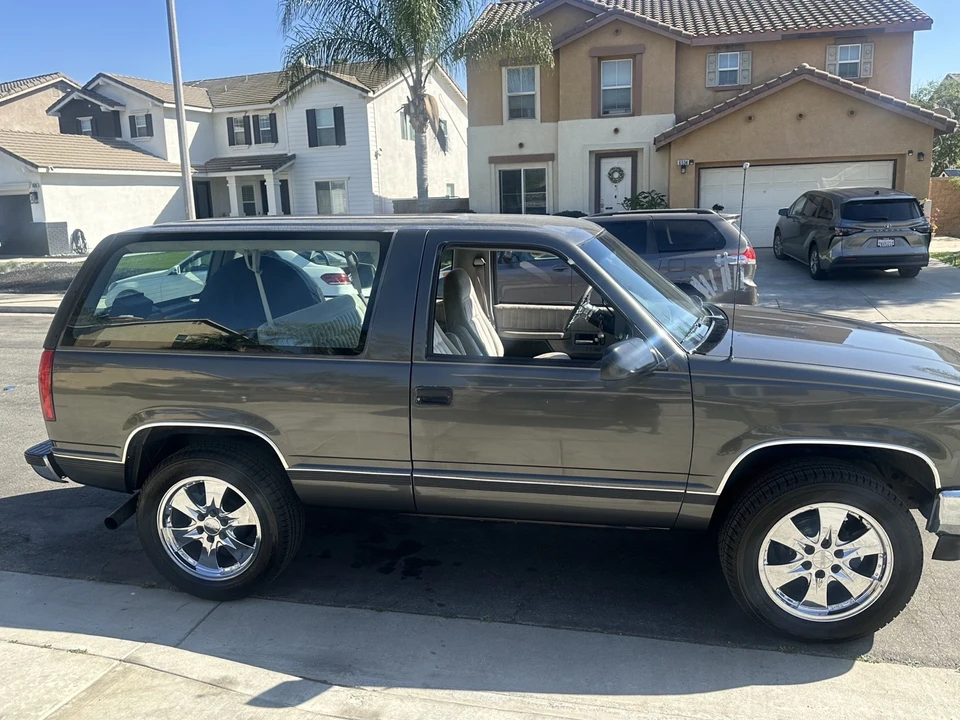 1992 Chevrolet K5 Blazer 3rd Gen - Image 14 of 19