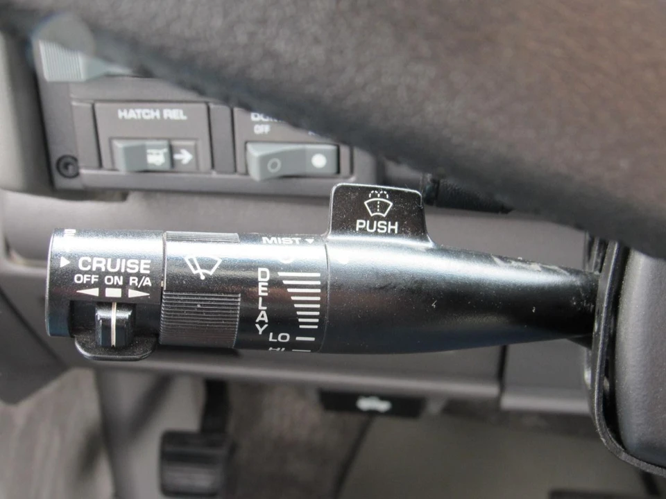1992 Chevrolet K5 Blazer 3rd Gen - Image 19 of 21