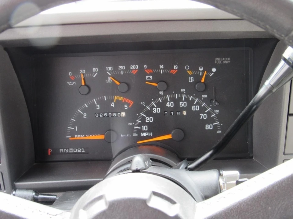 1992 Chevrolet K5 Blazer 3rd Gen - Image 18 of 21