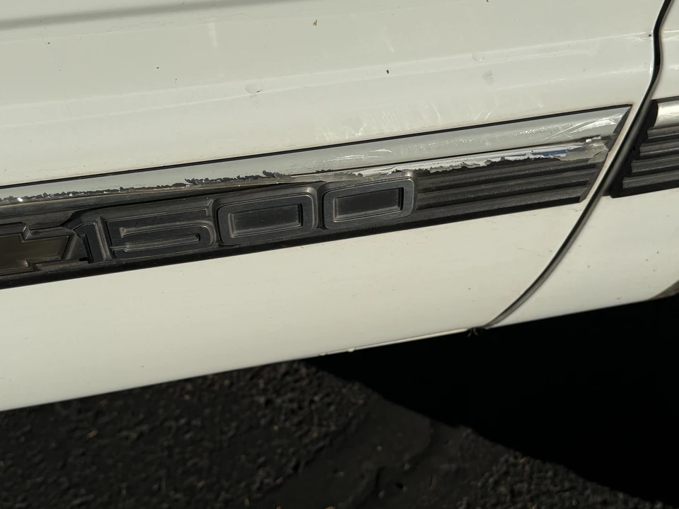 1992 Chevrolet Blazer - Image 11 of 31
