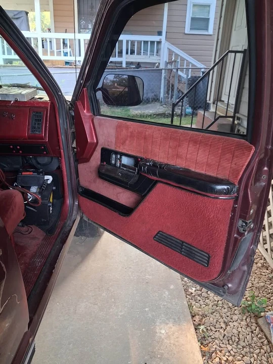 1992 Chevrolet K5 Blazer 3rd Gen - Image 6 of 6