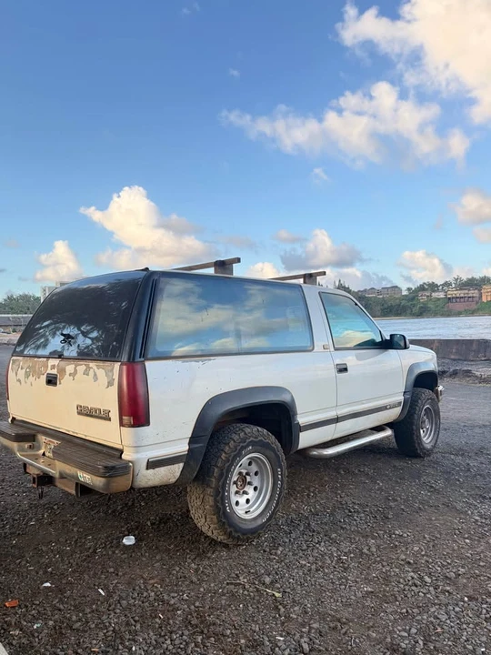 1992 Chevrolet K5 Blazer 3rd Gen - Image 3 of 9