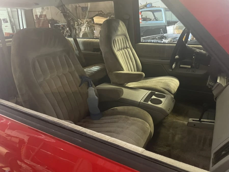 1992 Chevrolet Blazer - Image 9 of 10
