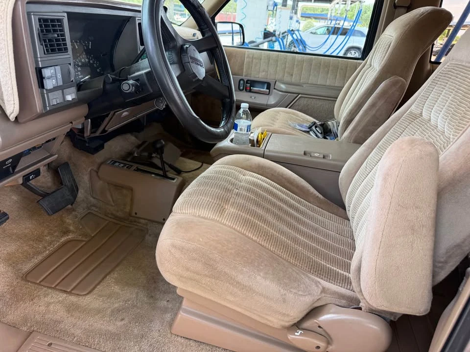 1992 Chevrolet K5 Blazer 3rd Gen - Image 9 of 9