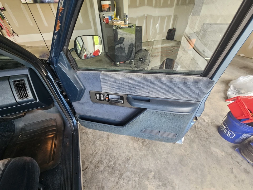 1992 Chevrolet C/K 4th Gen - Image 16 of 31