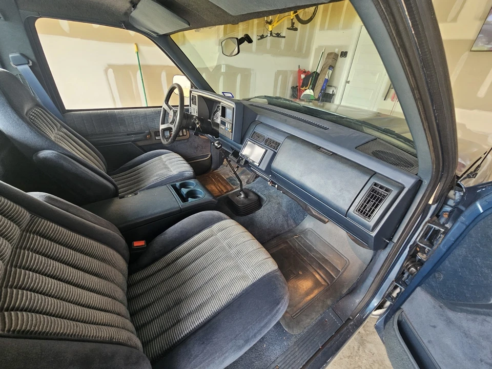 1992 Chevrolet C/K 4th Gen - Image 17 of 31