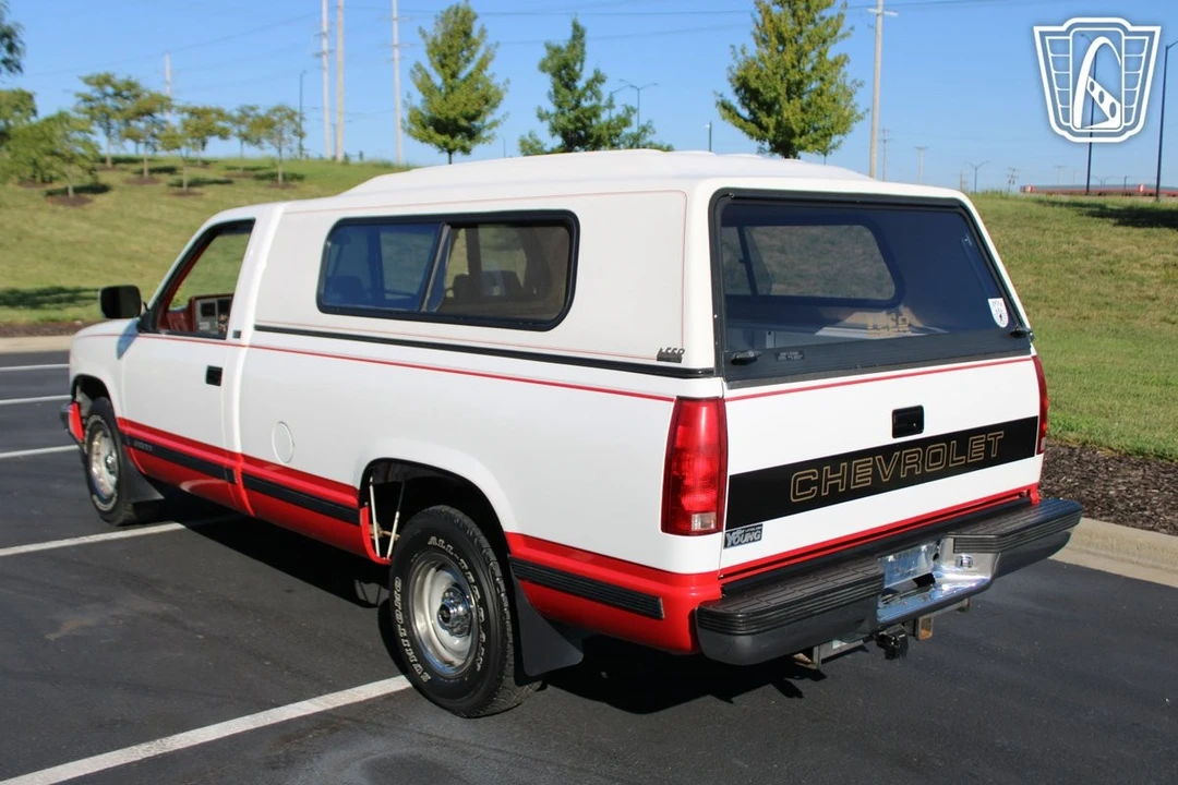 1992 Chevrolet C/K 4th Gen - Image 4 of 21