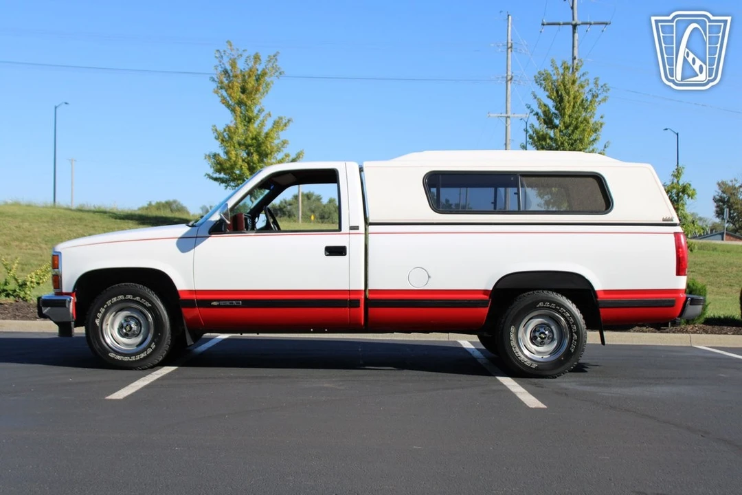 1992 Chevrolet C/K 3rd Gen - Image 19 of 21