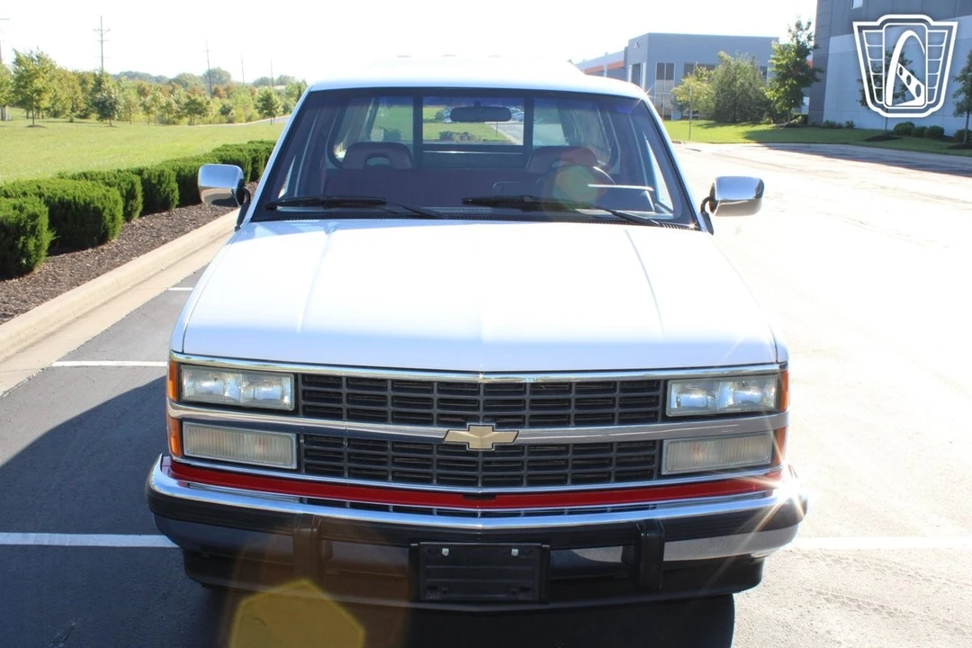 1992 Chevrolet C/K 3rd Gen - Image 10 of 21