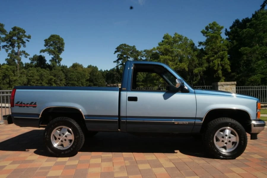 1992 Chevrolet C/K 4th Gen - Image 2 of 8