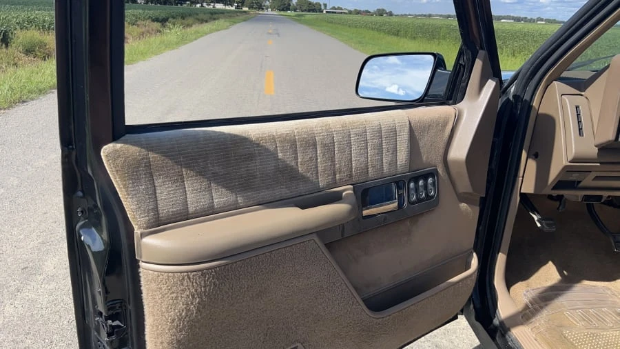 1992 Chevrolet C/K 4th Gen - Image 5 of 8