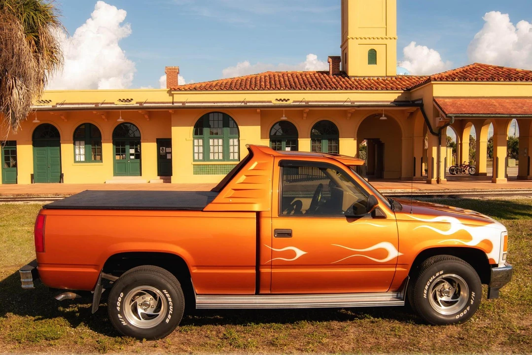 1992 Chevrolet C/K 4th Gen - Image 3 of 31