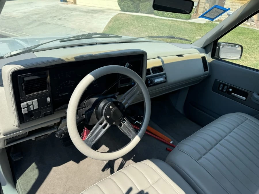 1992 Chevrolet C/K 4th Gen - Image 9 of 11
