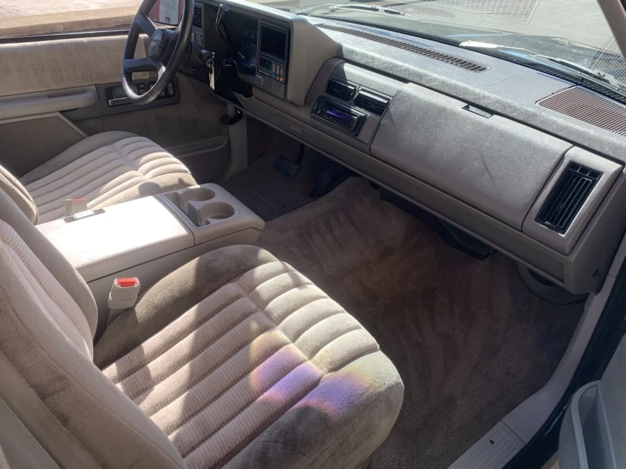 1992 Chevrolet C/K 4th Gen - Image 6 of 8