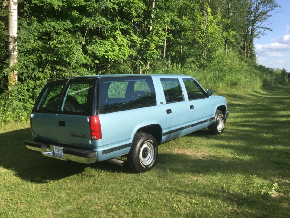1992 Chevrolet Suburban 8th Gen - Image 13 of 31