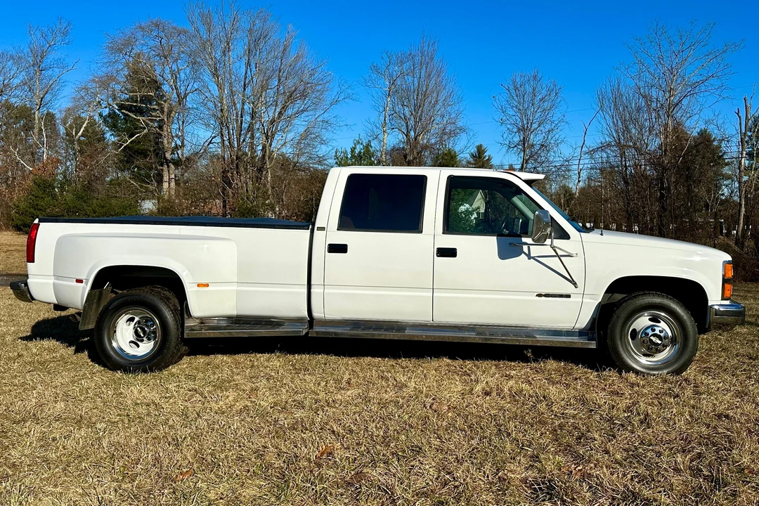 1992 Chevrolet C/K 4th Gen - Image 3 of 31