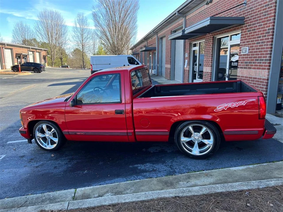 1992 Chevrolet C/K 4th Gen - Image 4 of 15