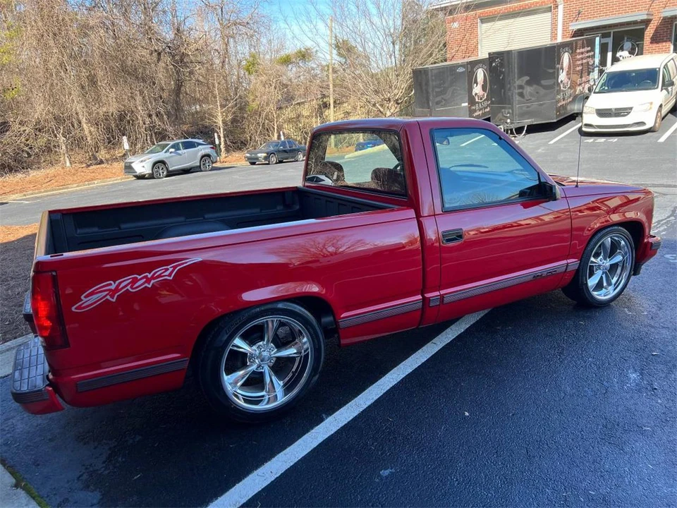 1992 Chevrolet C/K 4th Gen - Image 6 of 15