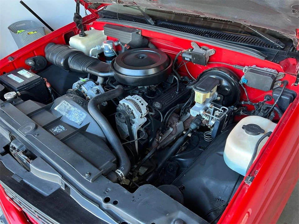 1992 Chevrolet C/K 4th Gen - Image 10 of 15