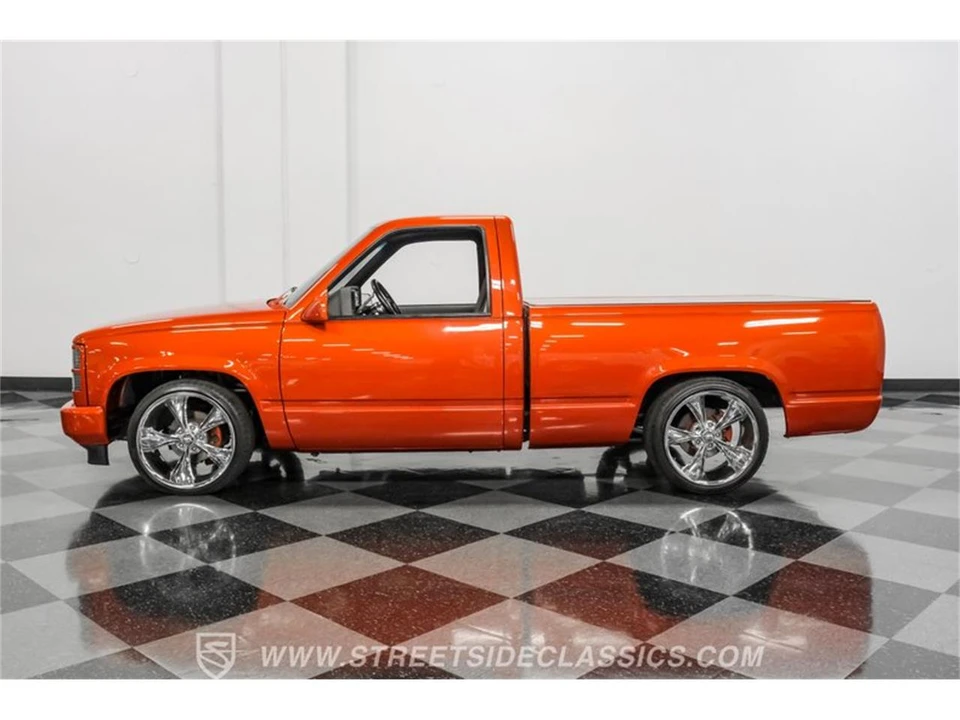 1992 Chevrolet C/K 4th Gen - Image 2 of 31