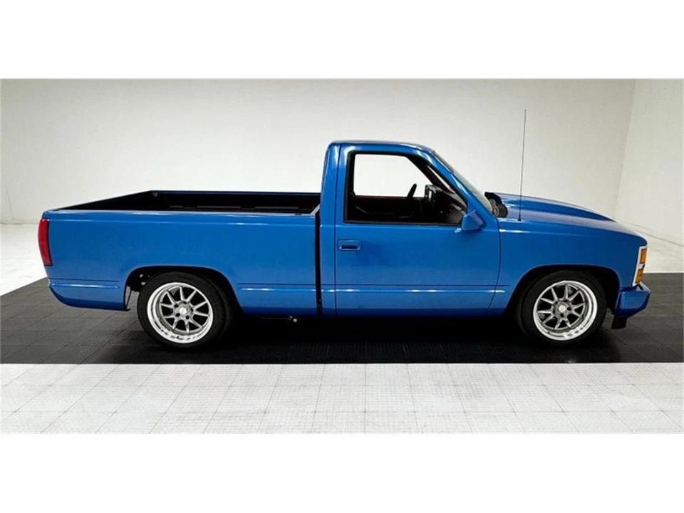 1992 Chevrolet C/K 4th Gen - Image 6 of 31