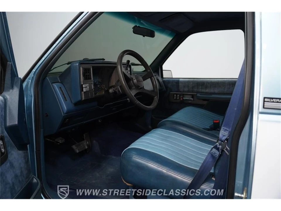 1992 Chevrolet C/K 4th Gen - Image 2 of 31