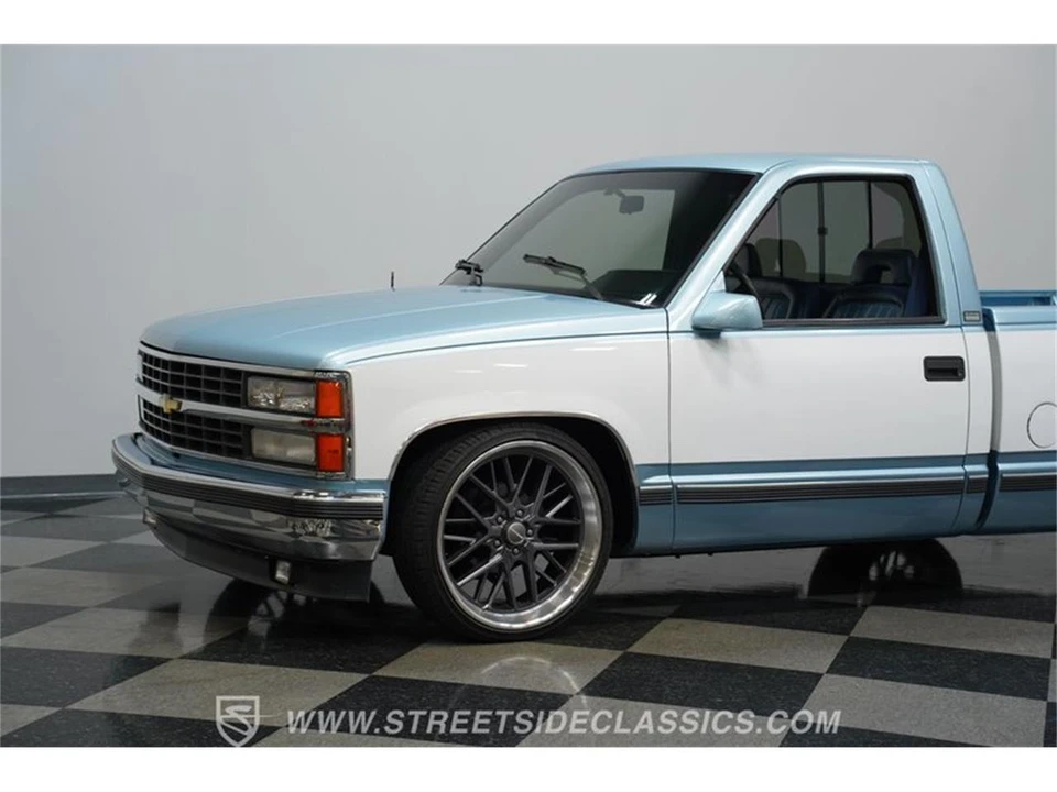 1992 Chevrolet C/K 4th Gen - Image 17 of 31