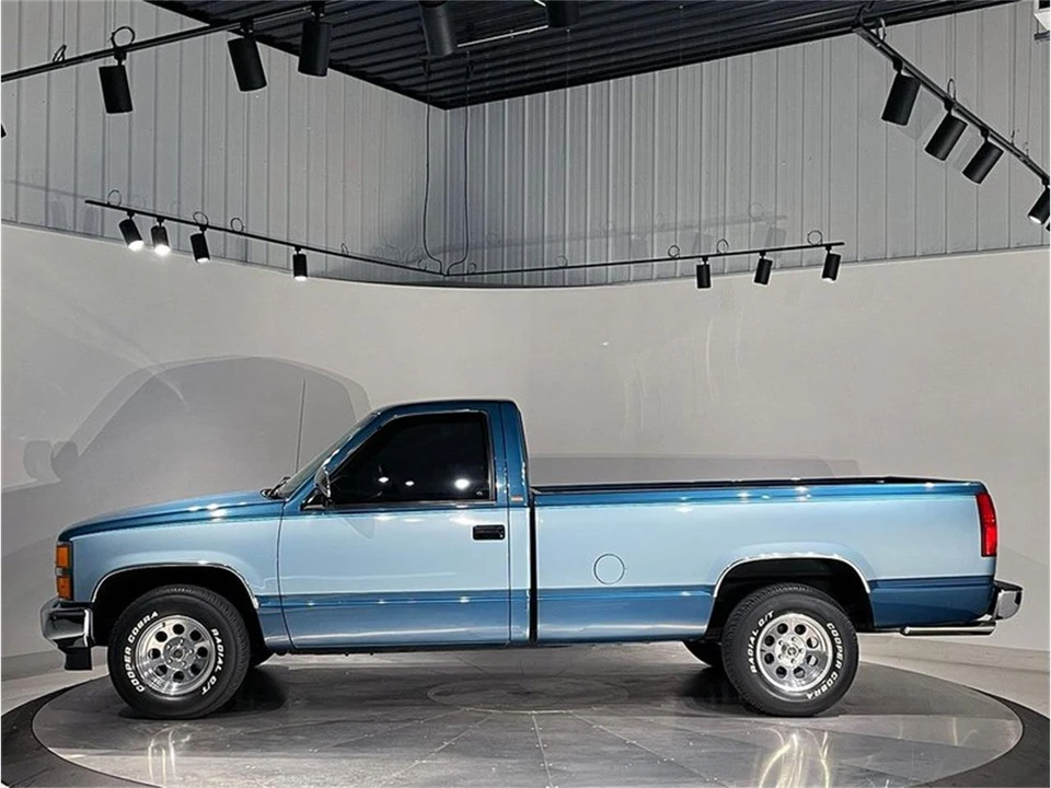 1992 Chevrolet C/K 4th Gen - Image 10 of 31