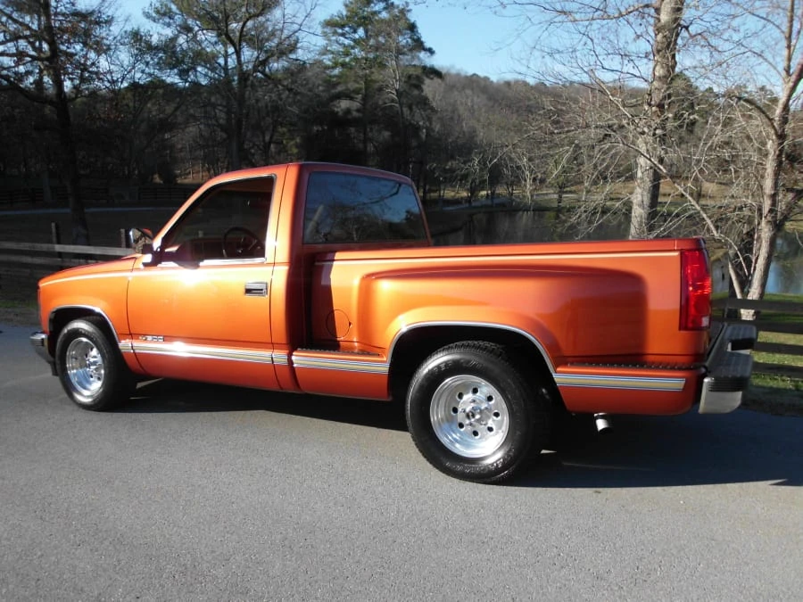 1992 Chevrolet C/K 4th Gen - Image 2 of 8