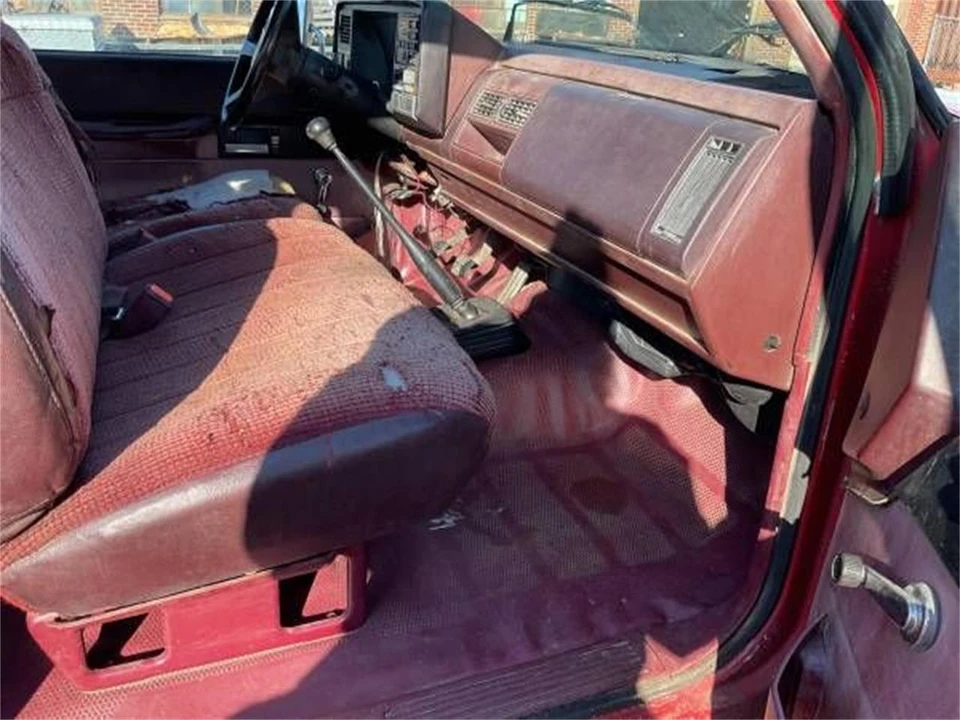 1992 Chevrolet C/K 4th Gen - Image 5 of 11