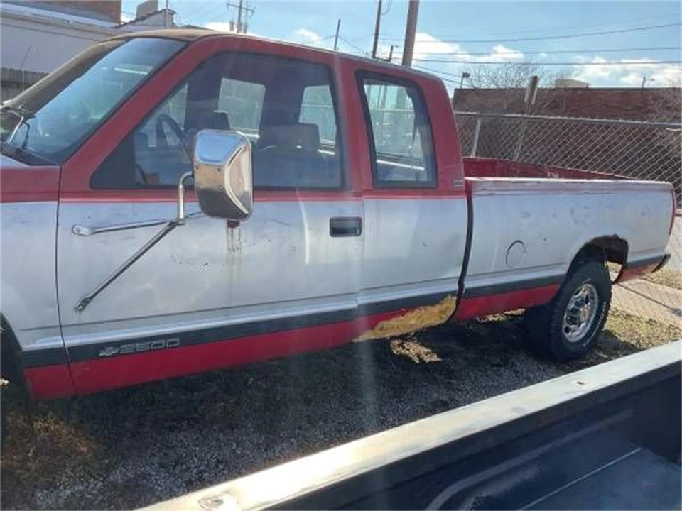 1992 Chevrolet C/K 4th Gen - Image 2 of 11