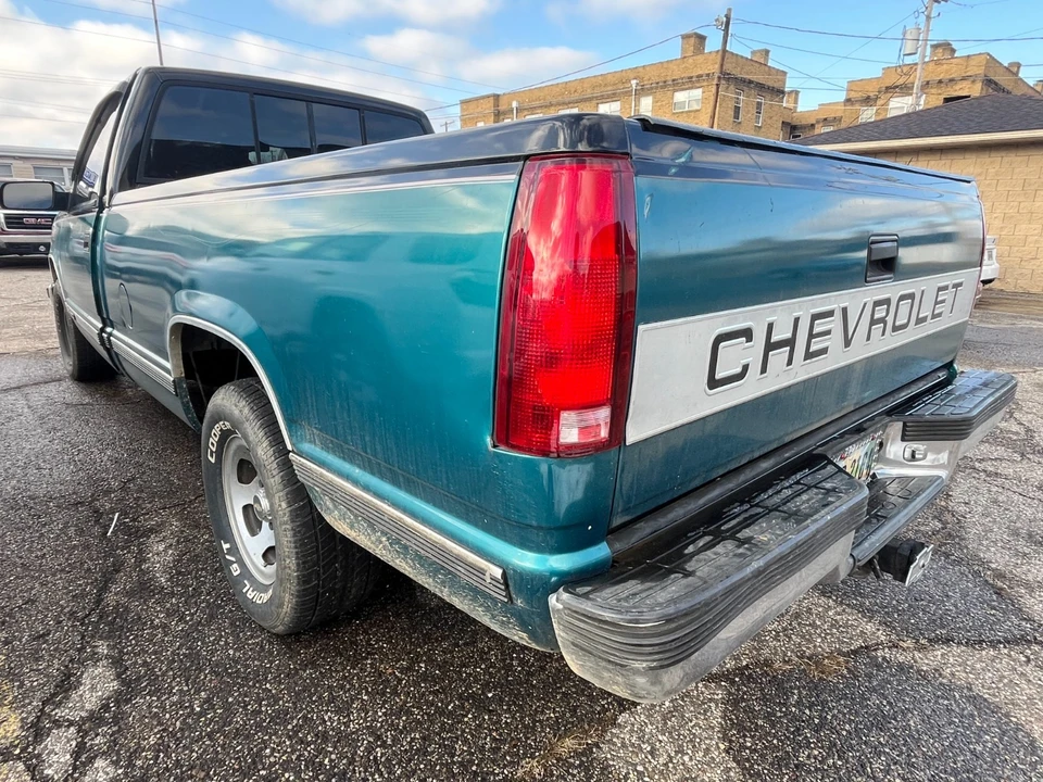 1992 Chevrolet C/K 4th Gen - Image 2 of 9