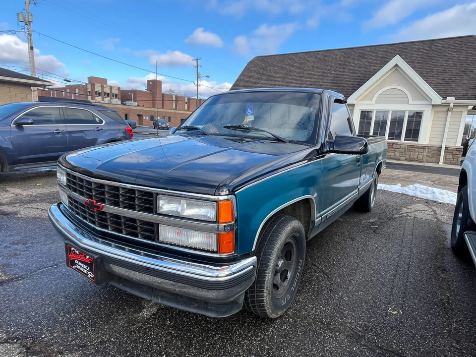 1992 Chevrolet C/K 4th Gen - Image 4 of 9