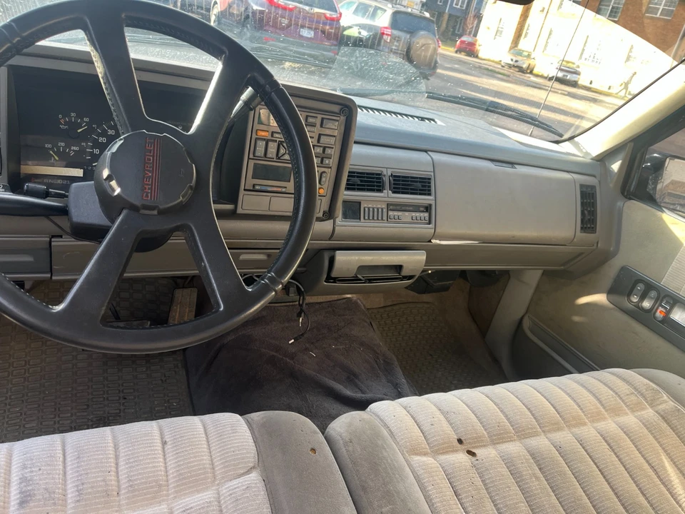 1992 Chevrolet C/K 4th Gen - Image 5 of 9