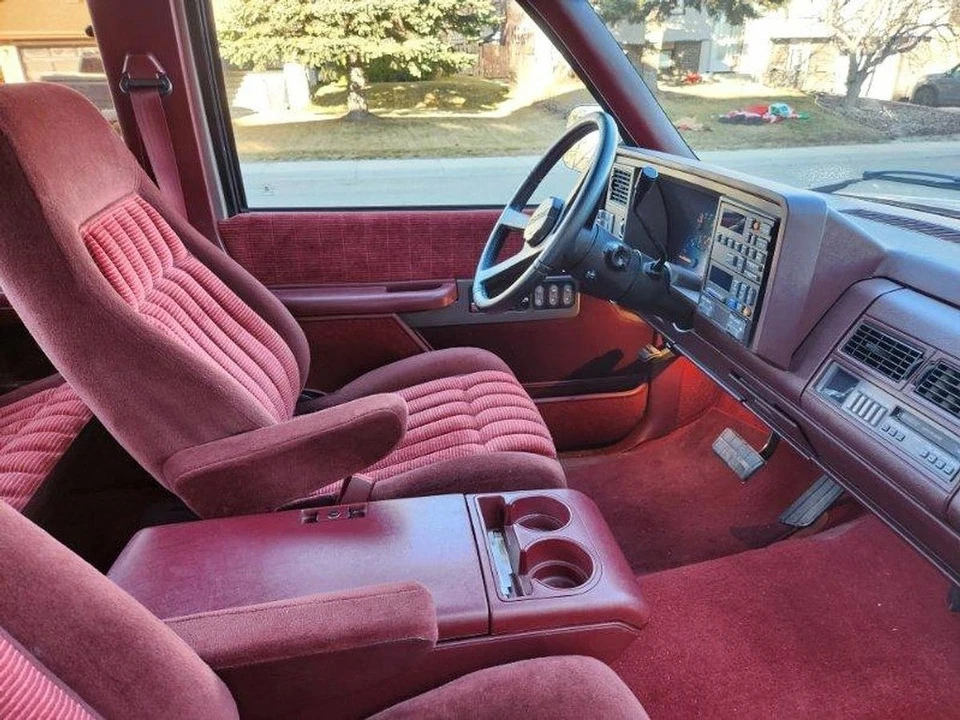 1992 Chevrolet C/K 4th Gen - Image 4 of 9