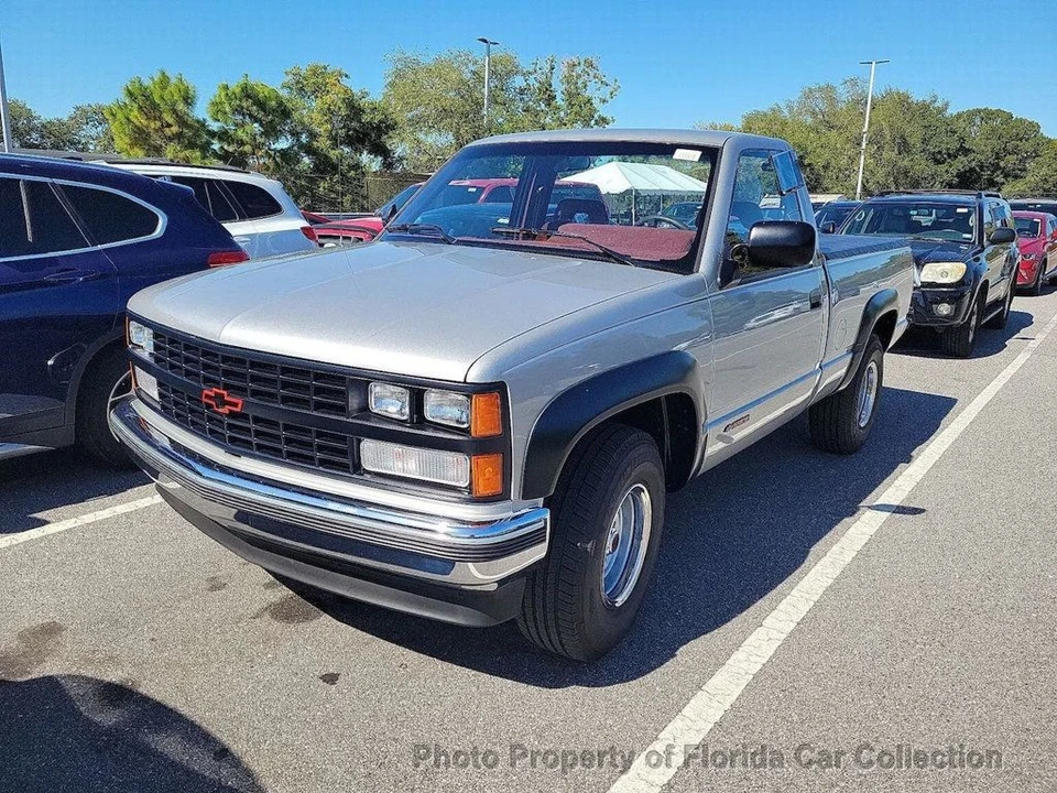 1992 Chevrolet C/K 3rd Gen - Image 2 of 12