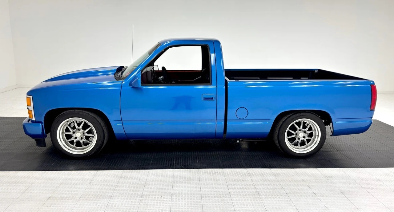 1992 Chevrolet C/K 4th Gen - Image 2 of 12