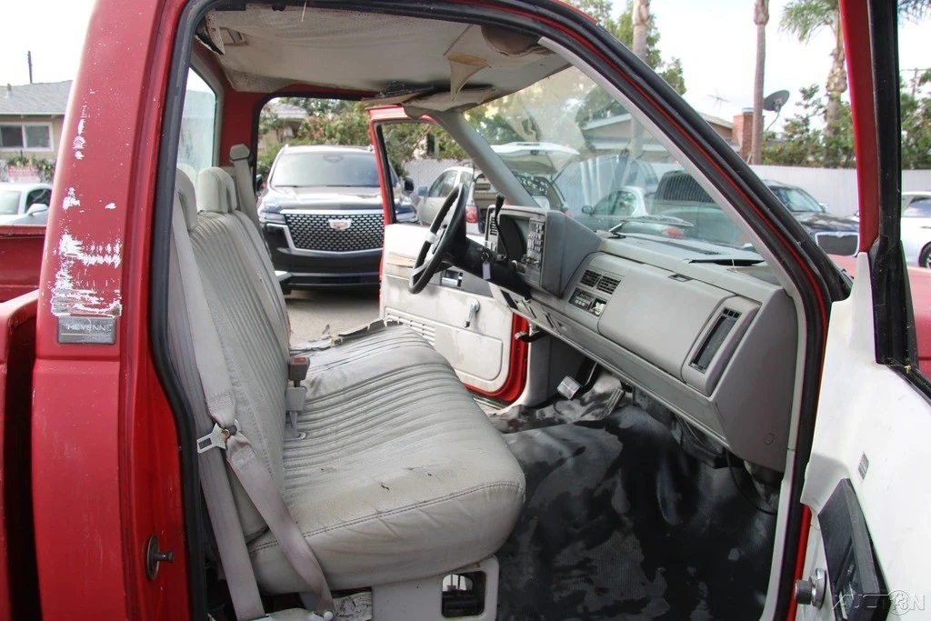 1992 Chevrolet C/K 4th Gen - Image 19 of 21
