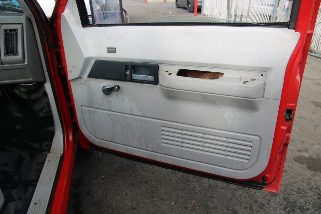 1992 Chevrolet C/K 4th Gen - Image 18 of 21