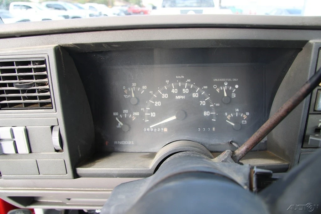 1992 Chevrolet C/K 4th Gen - Image 15 of 21
