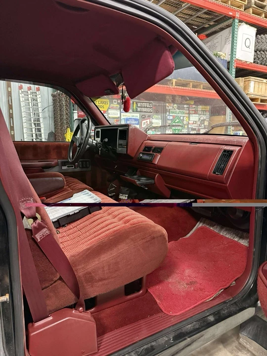 1992 Chevrolet C/K 4th Gen - Image 9 of 13