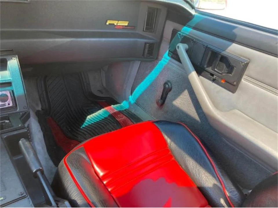 1992 Chevrolet Camaro 3rd Gen - Image 6 of 21
