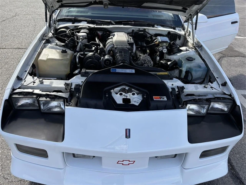 1992 Chevrolet Camaro 3rd Gen - Image 27 of 31