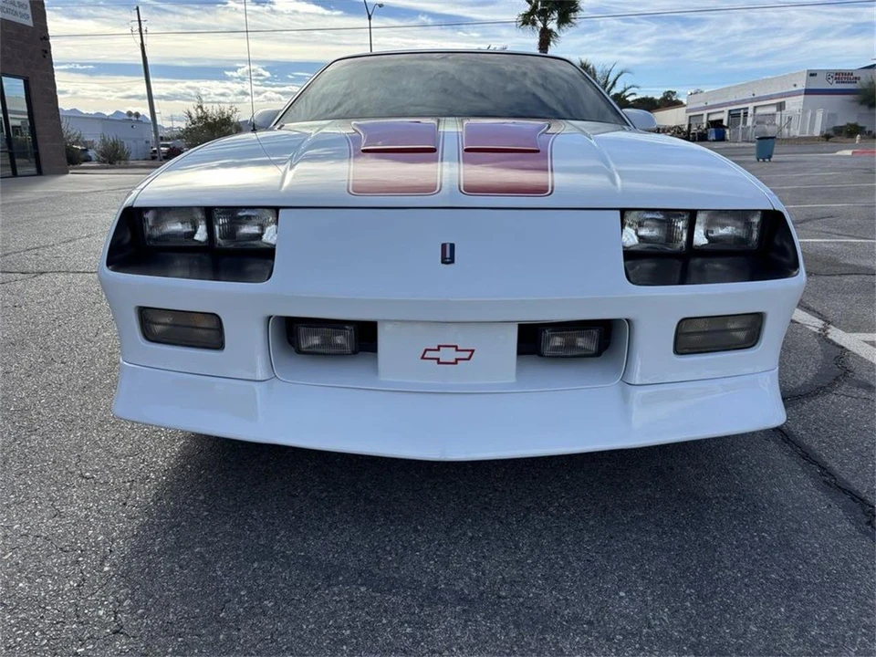 1992 Chevrolet Camaro 3rd Gen - Image 24 of 31